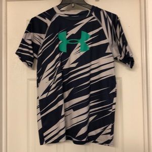 Under armor Shirt
